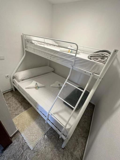 Ferienwohnung Economico Piso En Madrid Centro Exterior foto