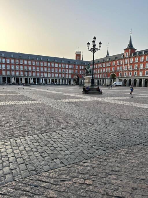 Ferienwohnung Economico Piso En Madrid Centro Exterior foto